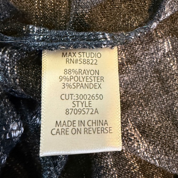 Max Studio fits a Large OS Medium Tie-Front Top Black Grey 3/4 Sleeve NWT - Picture 3 of 8